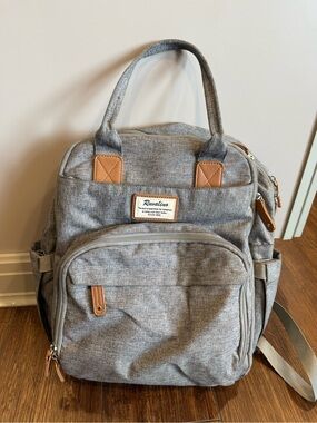 Ruvalino Gray Canvas Tote-Style diaper bag/Backpack